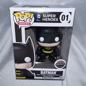 Brand New In Box Funko POP! Heroes DC Comics Heroes Batman #01 Figure